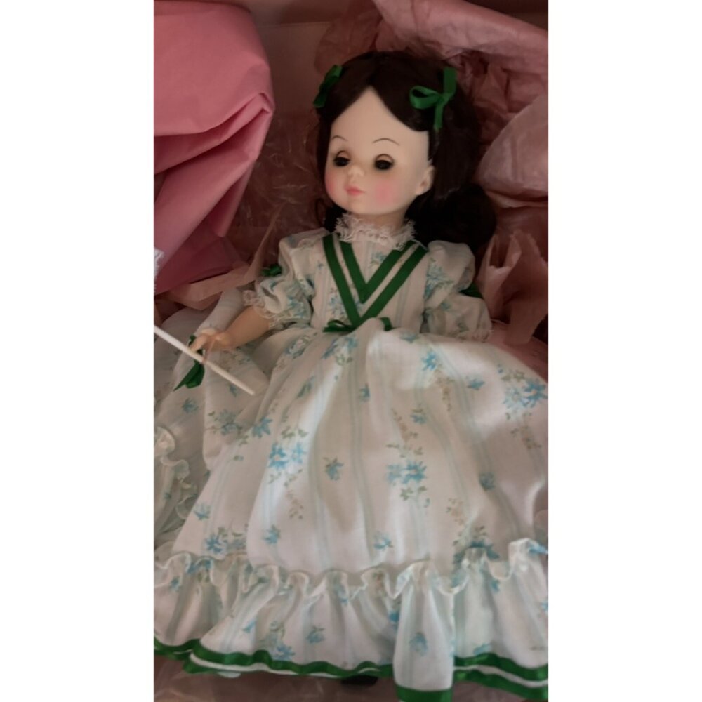 14" Scarlett  O’Hara -  #1591 by Madame Alexander - 1987 Lg Nib Doll Never Used